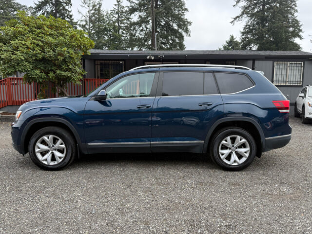 2018 Volkswagen Atlas V6 SEL 4Motion Lower Image 3