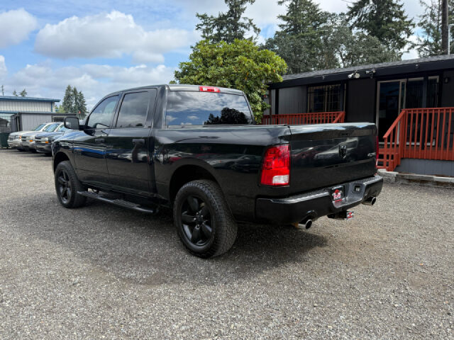 2016 Ram 1500 Express Crew Cab Image 6