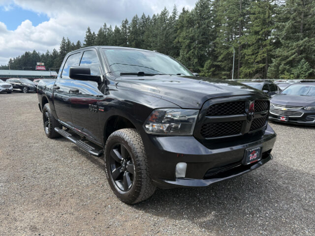 2016 Ram 1500 Express Crew Cab Image 2